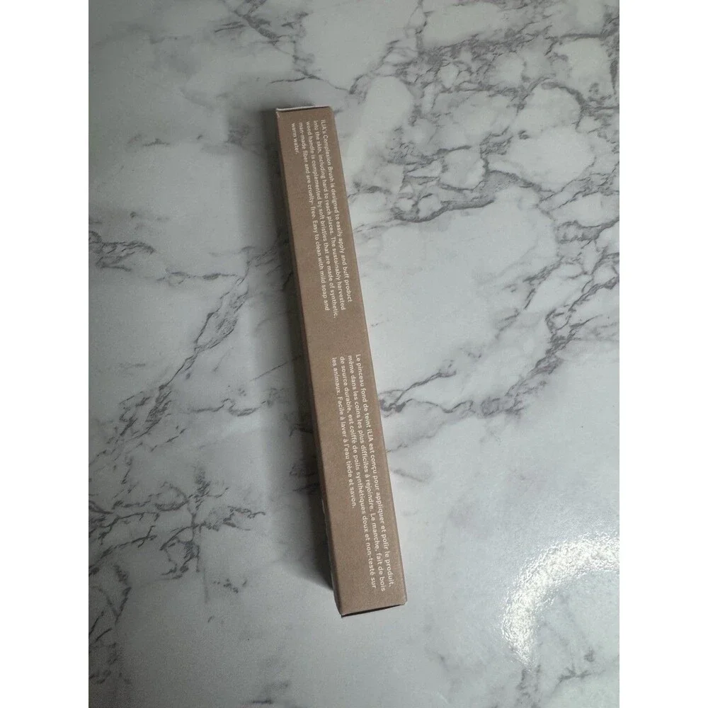 ILIA Complexion Brush Cruelty-Free Flat Wood Handle Beige MPN 5111